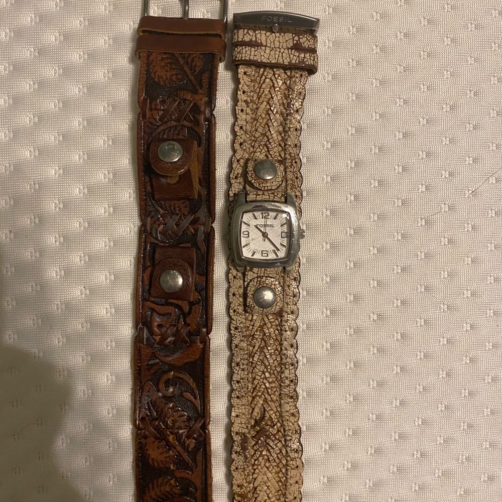 Fossil watch with changeable bands.